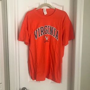 UVA Short Sleeved T-Shirt Size Large 100% Cotton
